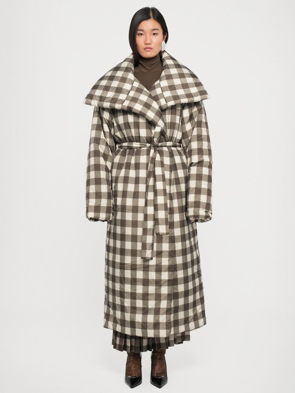 Norma Kamali High-Collar Full-Length Puffer Coat - Picture 5 of 7